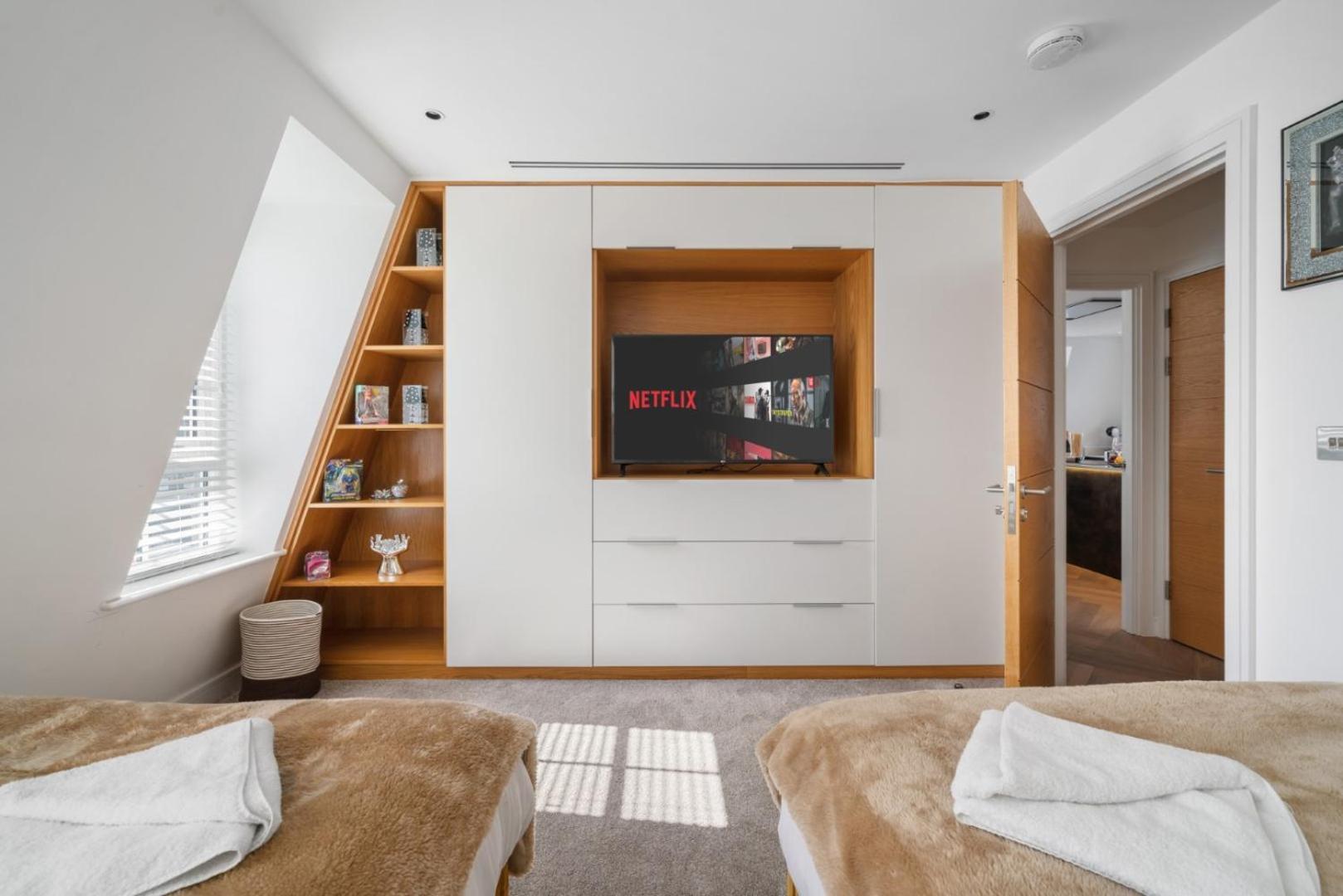 Elegant 3-Bedroom Penthouse In Marble Arch 70 London Exterior foto
